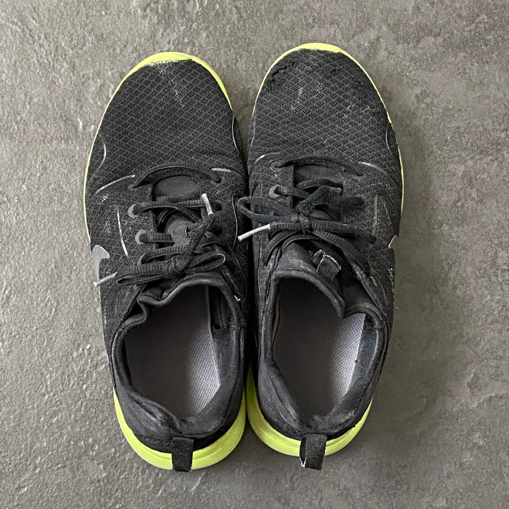 Boys Nike sneakers